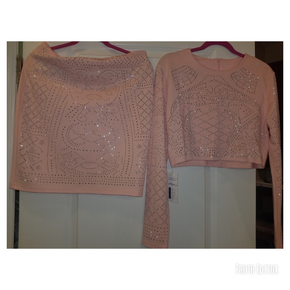 2 piece pink skirt set
